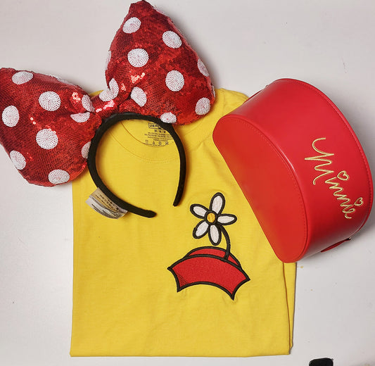 Custom daisy floral classic hat embroidered shirt or sweatshirt